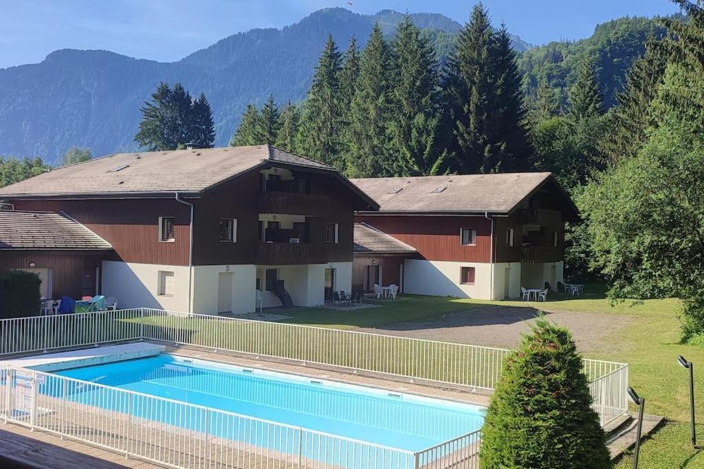 Samoens Residence Grand Tetras 4 Personnes Piscine Exterior foto